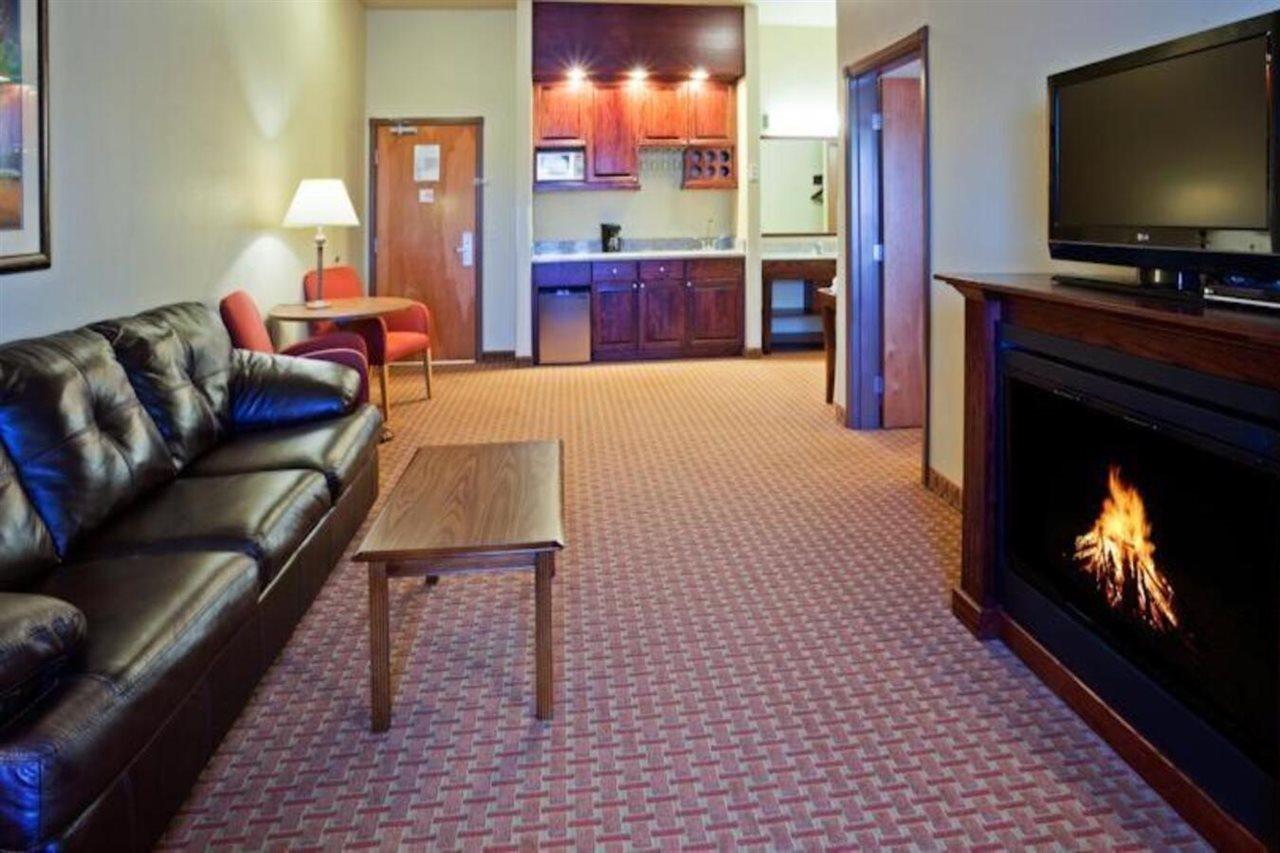 Baymont Inn & Suites By Wyndham Sturgis Kültér fotó