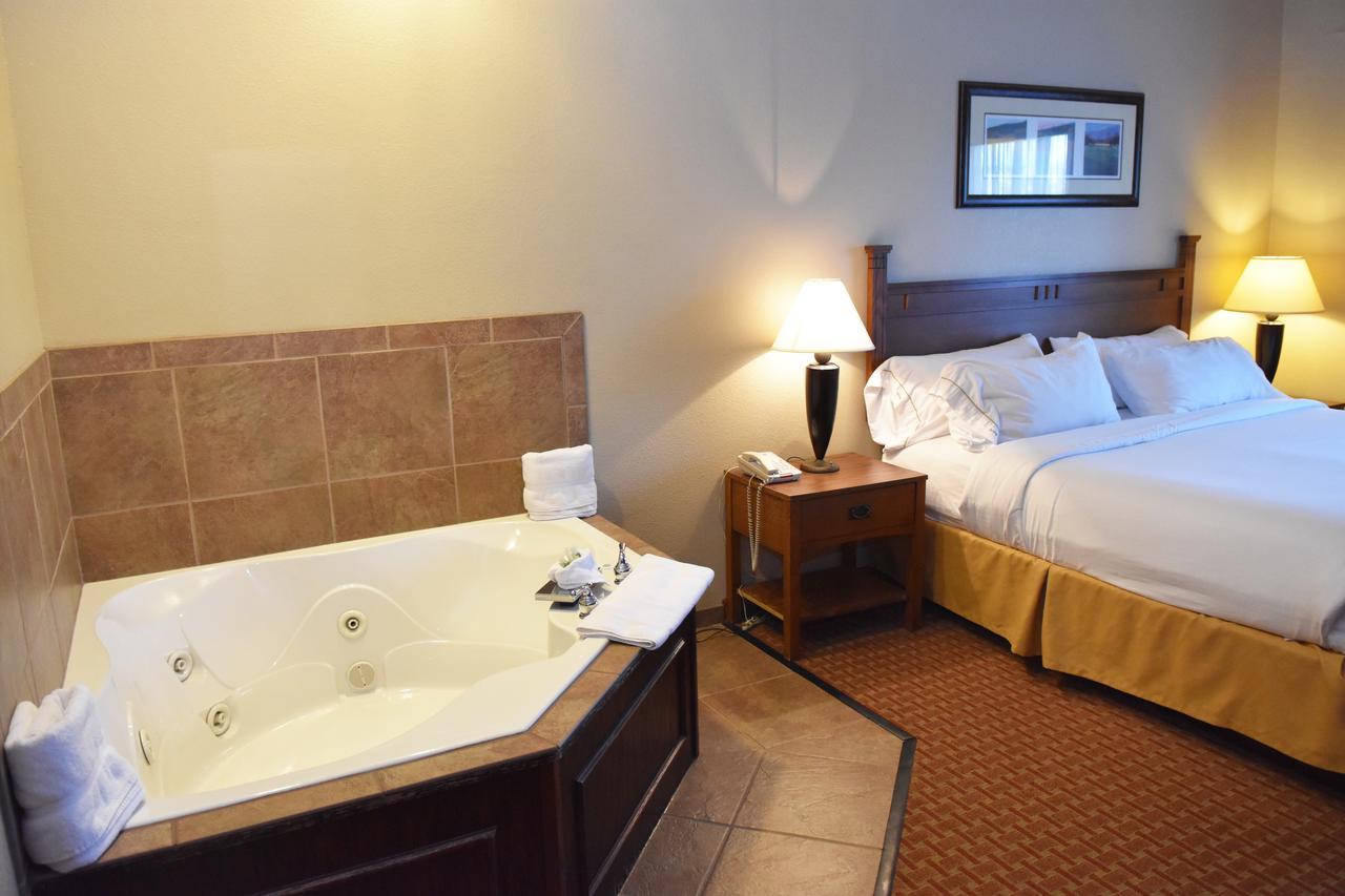 Baymont Inn & Suites By Wyndham Sturgis Kültér fotó